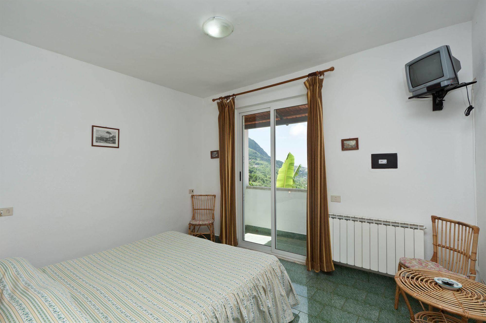 Hotel Ape Regina 3*